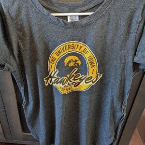 University of Iowa Hawkeyes T-Shirt - Rivalry Threads, Size L